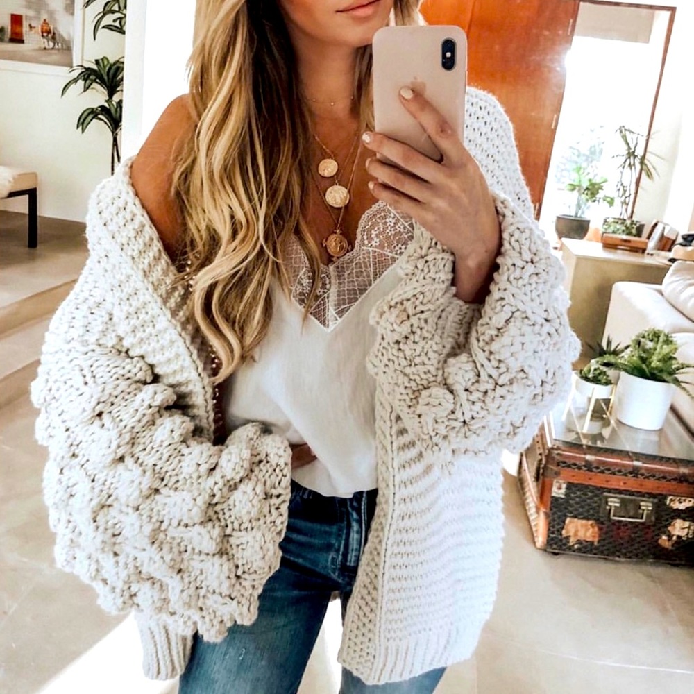 Vici - M/L Bubble Sleeve Chunky Sweater